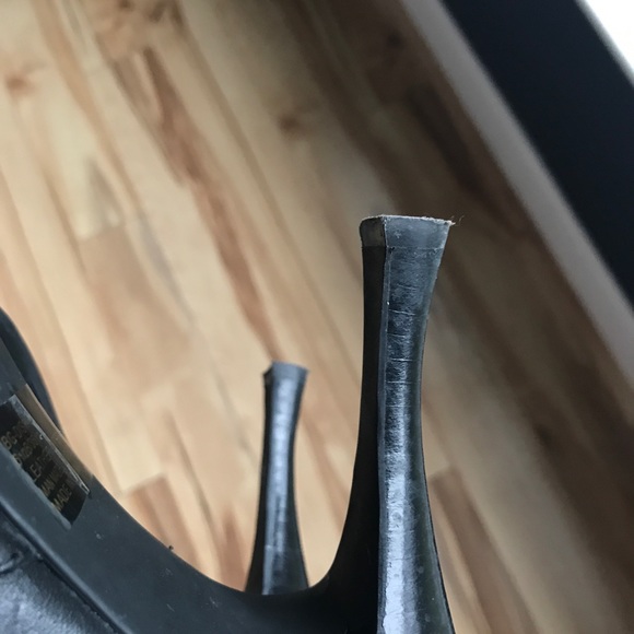 BCBG knee high boots - Picture 3 of 6